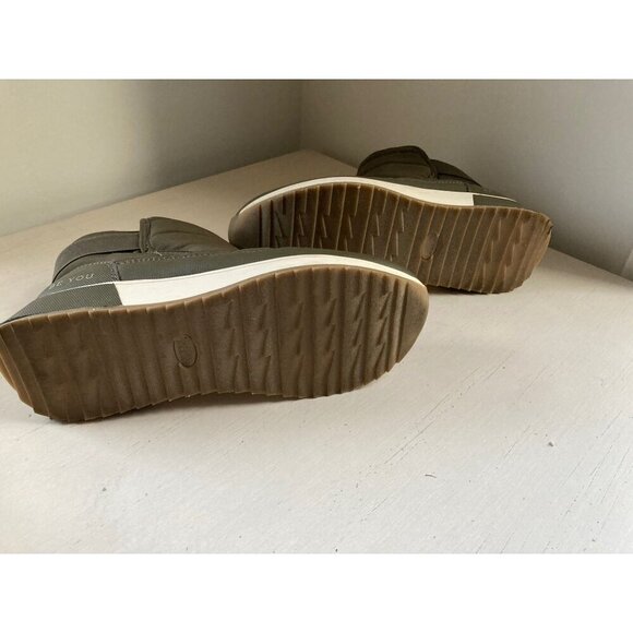 Dr. Scholls Women's Running Free Bootie Olive Green Size 6M - Picture 4 of 7